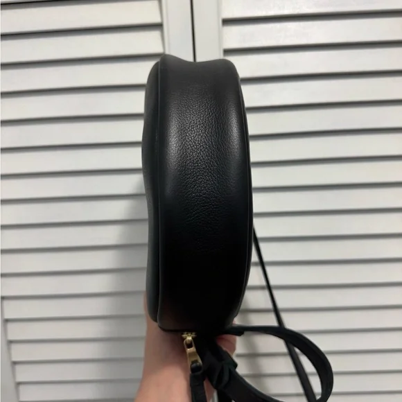 Portland Leather Black Round Crossbody Bag - Picture 5 of 10